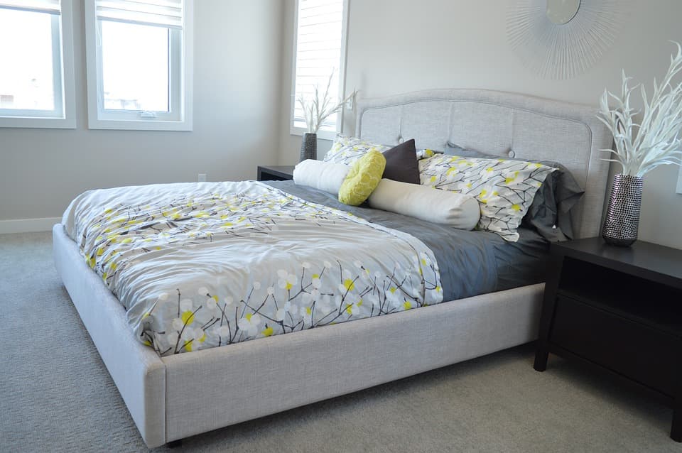 Light Grey Linen Upholstered Bed