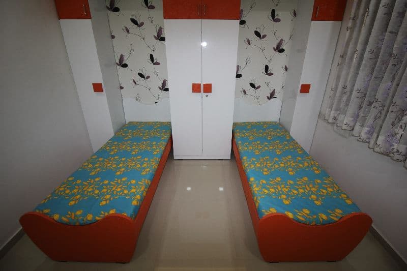 Modern and Vibrant Kid's Bedroom