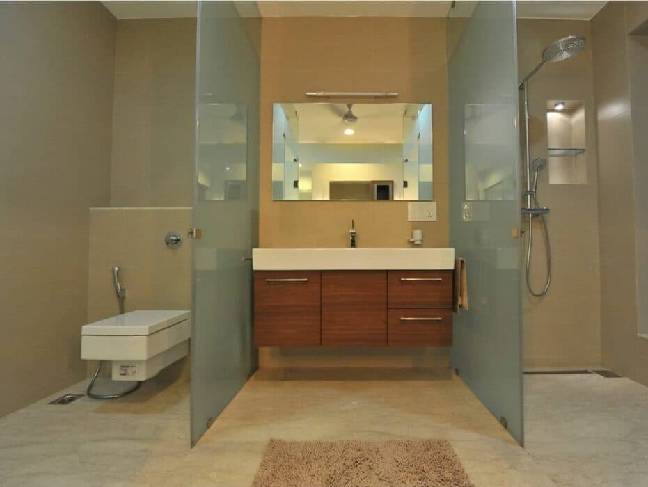 Modern Brown-Themed Bathroom