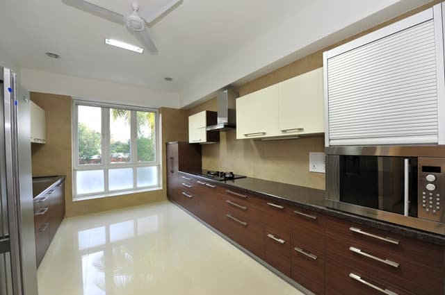 Modern Well-Lit Kitchen with a Sleek and Contemporary Design