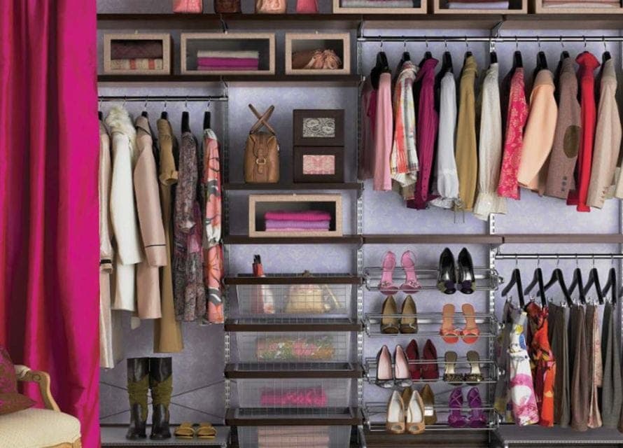 0503050001-10-Dressing-Room-Extras Dressing Room Extras