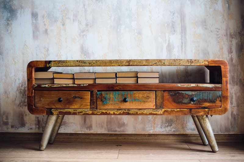 Damage in Old Wooden Furniture and its Solution Damage in Old Wooden Furniture and its Solution