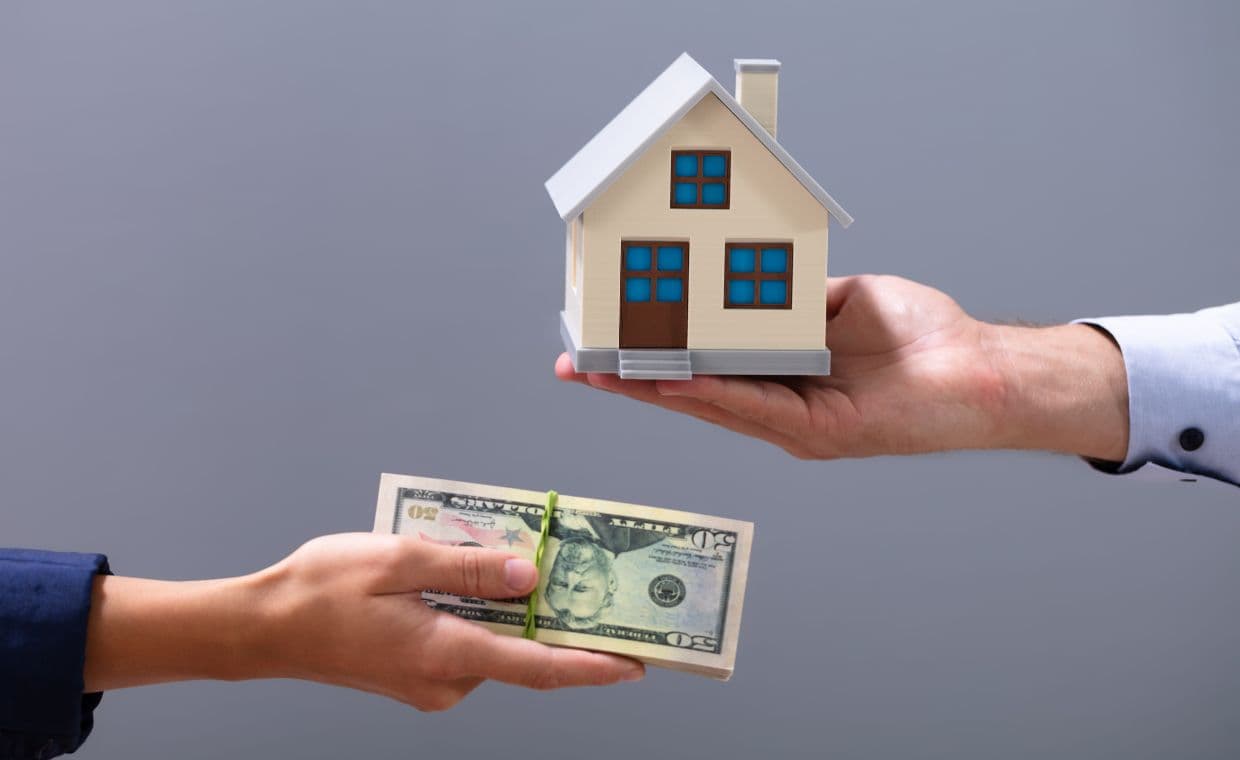 Selling Your Home to a Cash-Buying Company Selling Your Home to a Cash-Buying Company