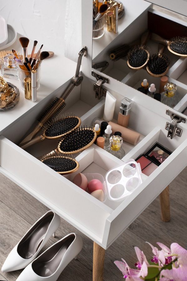 Dressing Room Accessories