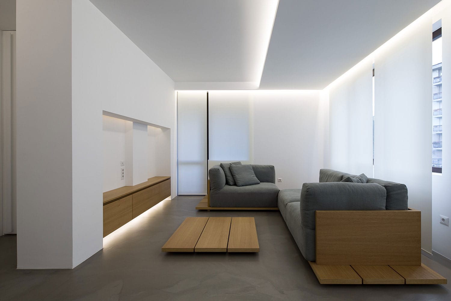  Create a Clutter free Concealed Space