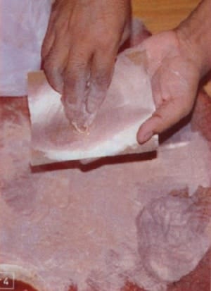Mix the gold & silver powder in equal quantity with clear polish & varnish