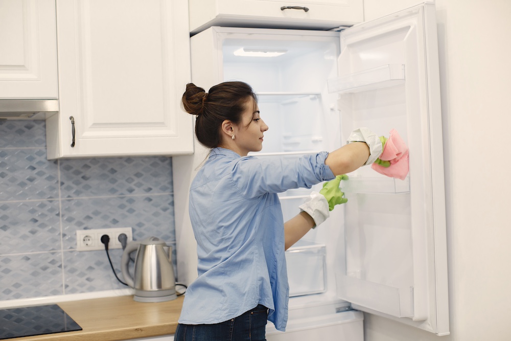 Clean Your Fridge