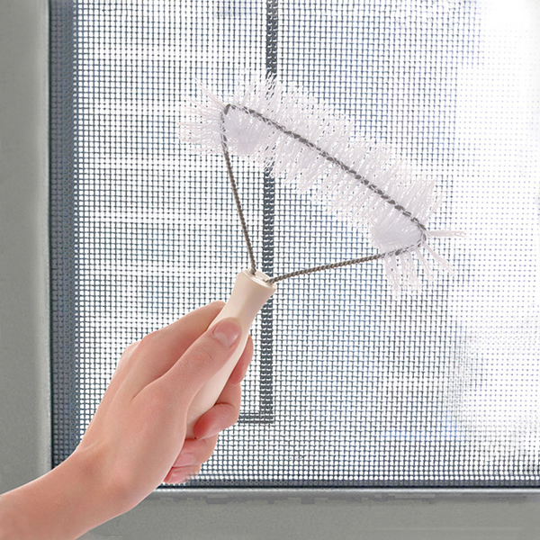 Cleaning Window Nets