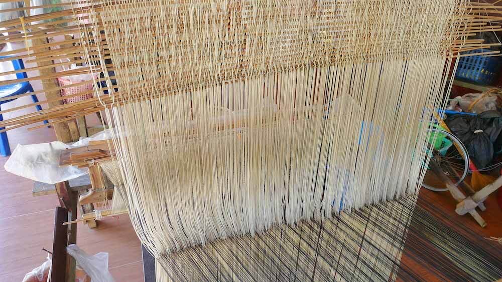 Curtain Weaving