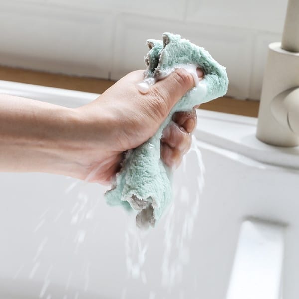 Kitchen Rag Cleaning by Using Baking Soda