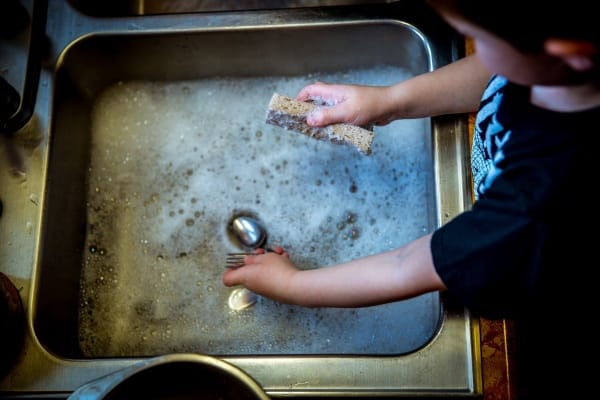 Washing off Washbasin and Kitchen Slab by Using Baking Soda