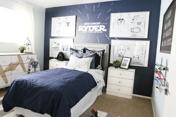 Bold Colours in Teenager’s Bedroom