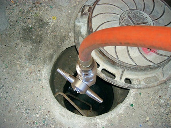Cleaning of Manhole