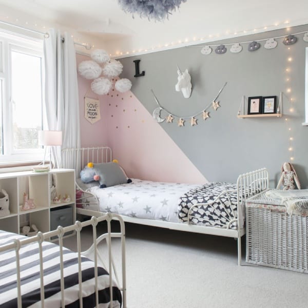 Highlighting pop Colours in Bedroom