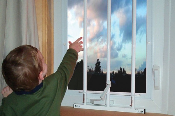 Childproof-Window-grills