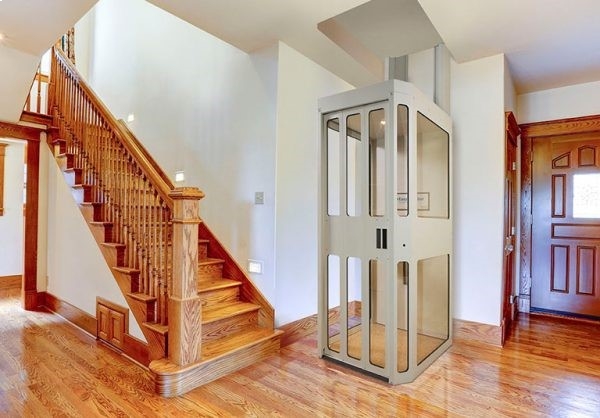 Wall-mounted Lift