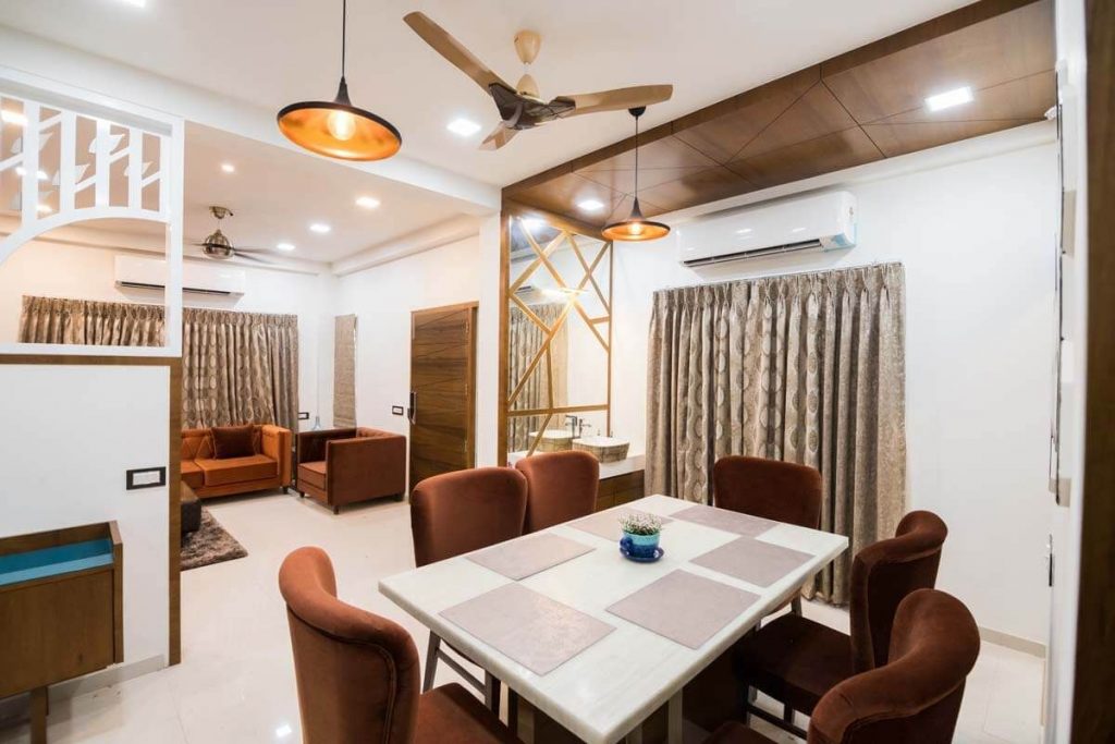 Dining Room – Table