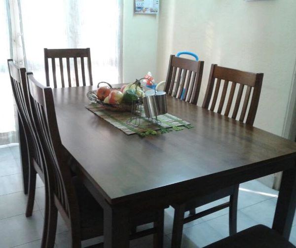 Dining Room – Table