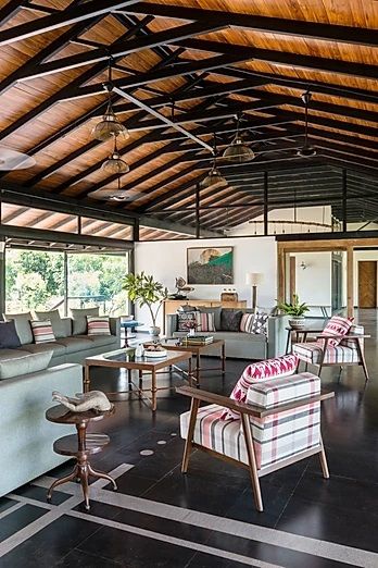Contemporary Farmhouse, Mumbai