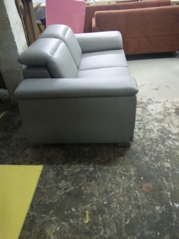 Sofa – Center Table