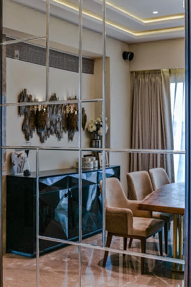 Dining Room – Table