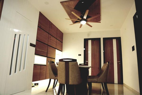 Dining Room – Table