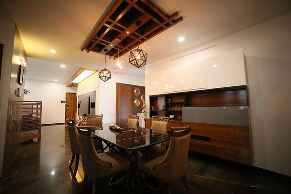 Dining Room – Table