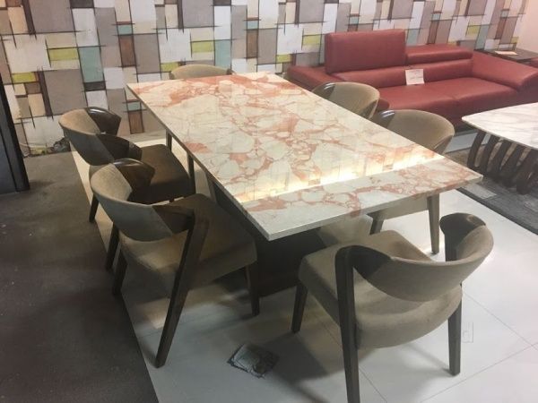 Dining Room – Table