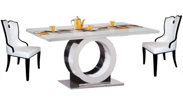 Dining Room – Table
