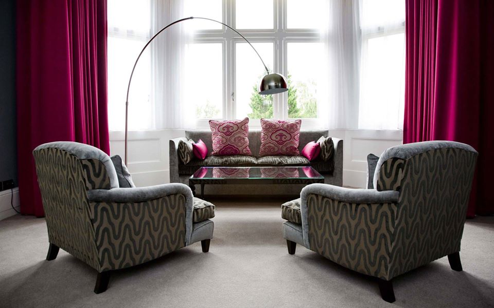 Sofa – Center Table