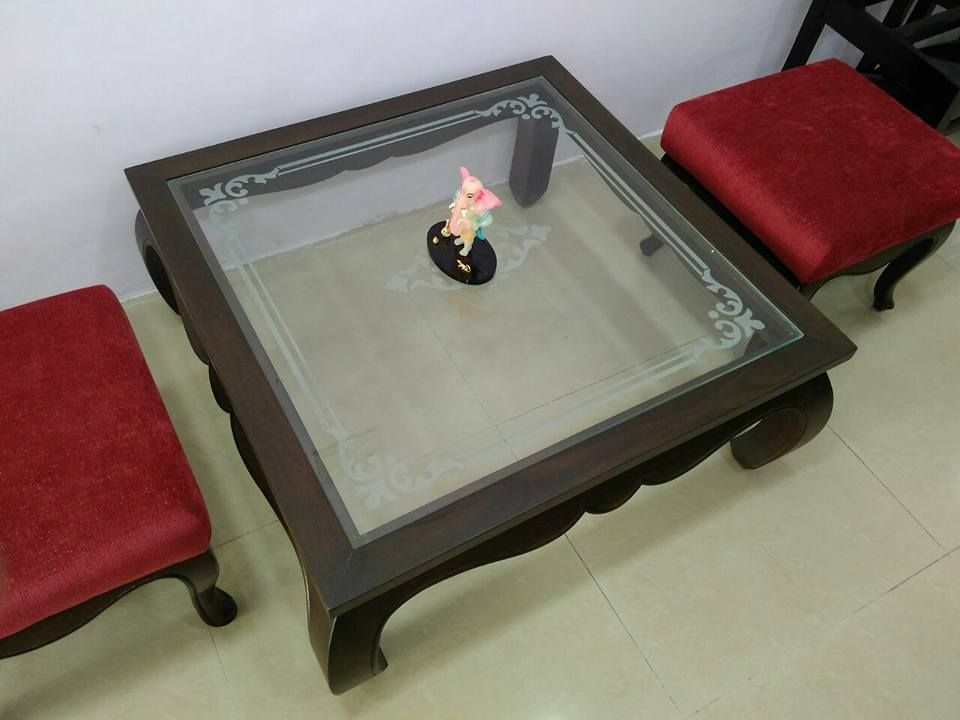 Sofa – Center Table