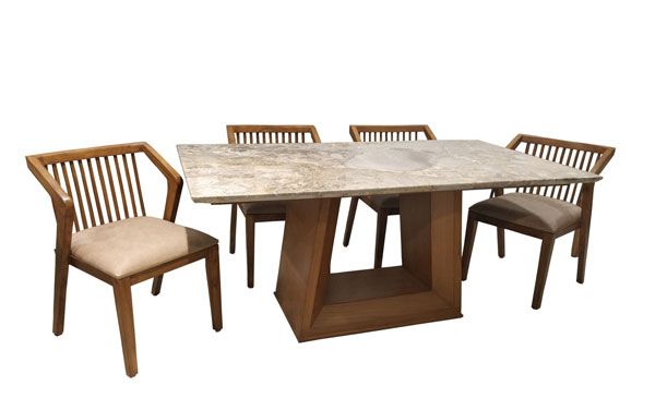 Dining Room – Table