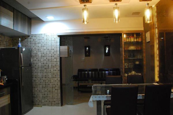 Dining Room – Table