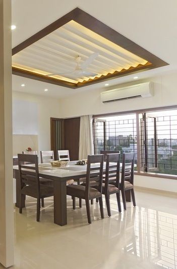 Dining Room – Table