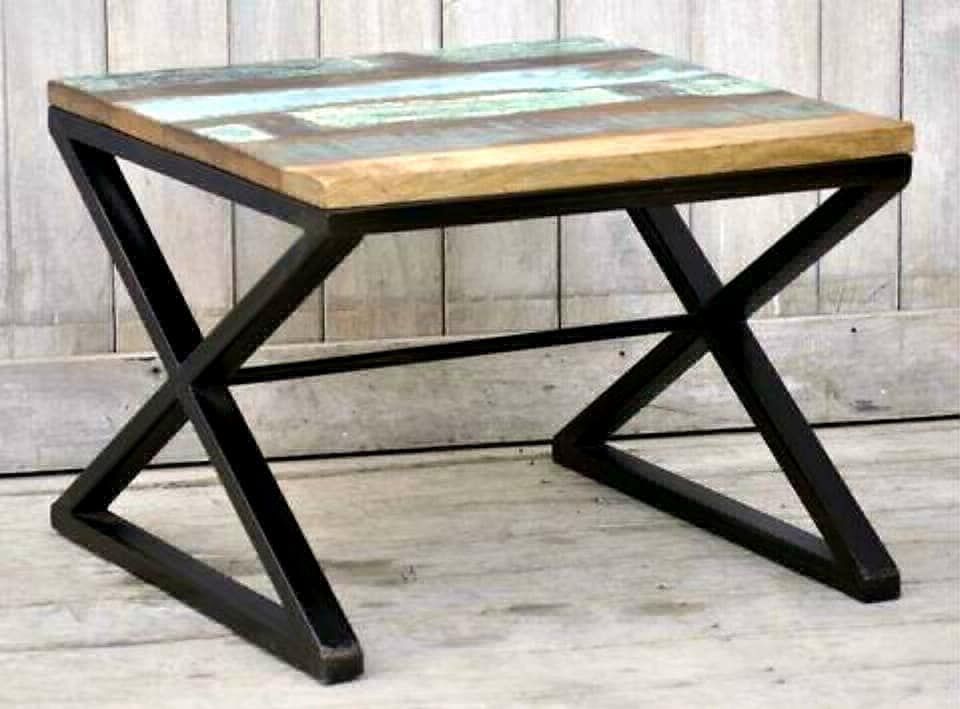 Sofa – Center Table