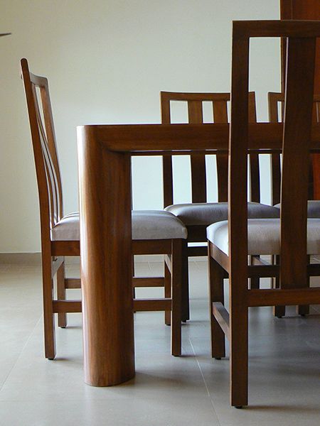 Dining Room – Table