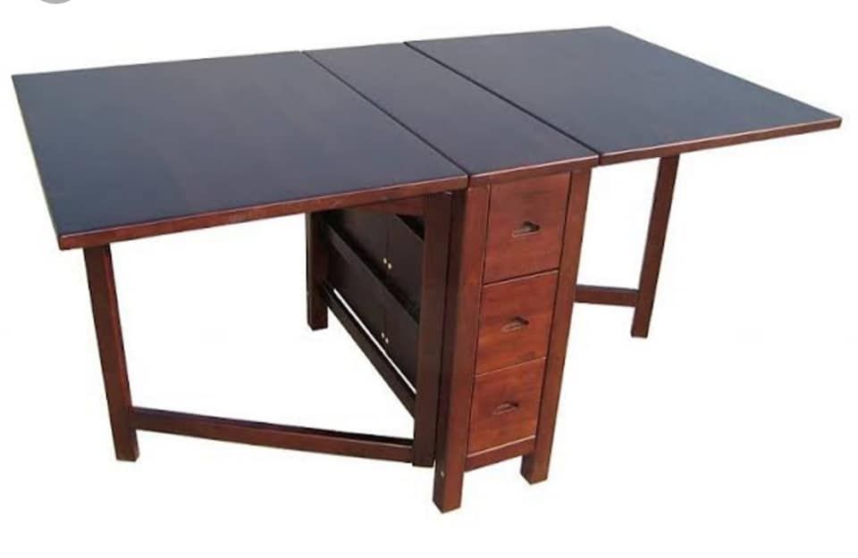 Dining Room – Table