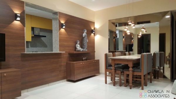 Dining Room – Table