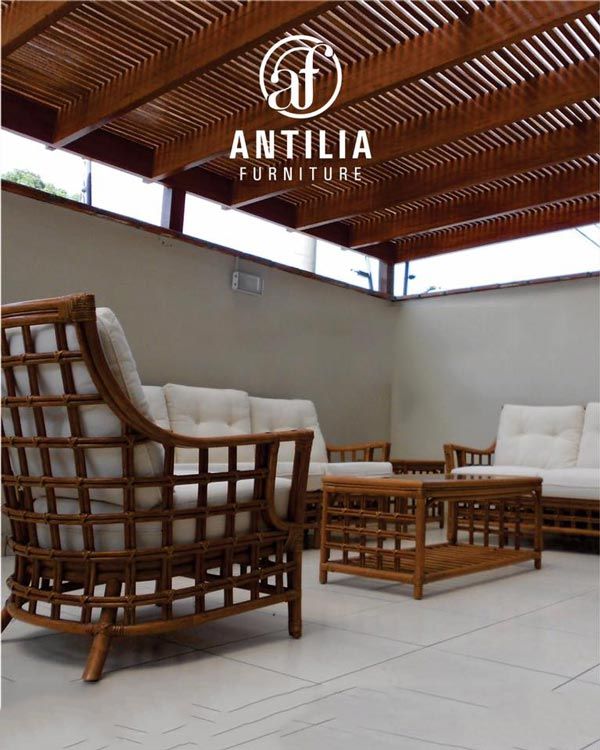 Sofa – Center Table