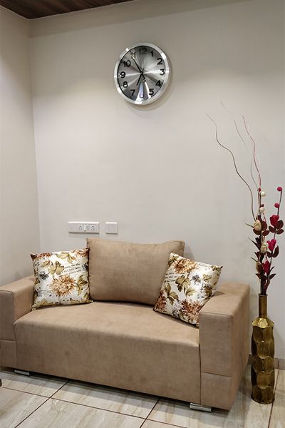 Sofa – Center Table