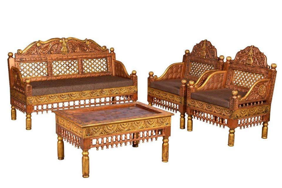 Sofa – Center Table