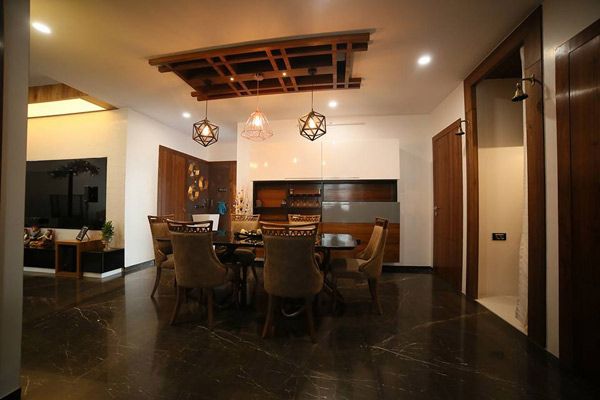 Dining Room – Table