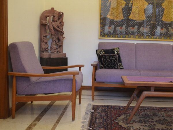 Sofa – Center Table