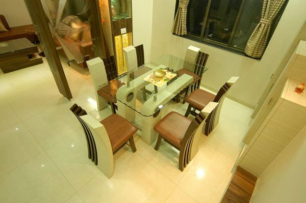 Dining Room – Table