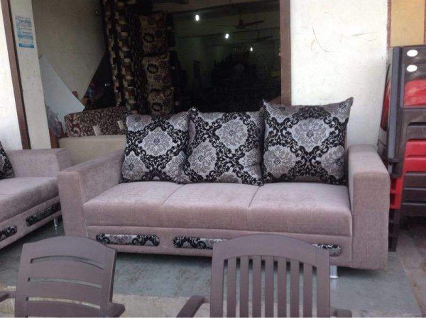 Sofa – Center Table