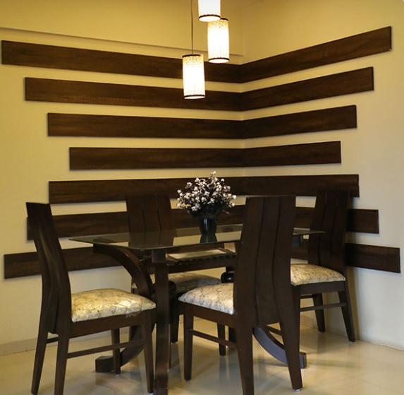 Dining Room – Table