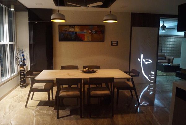 Dining Room – Table