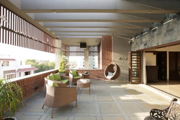 Contemporary Balcony