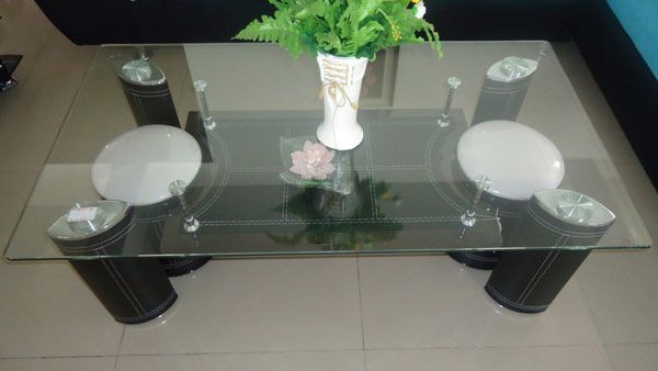 Sofa – Center Table