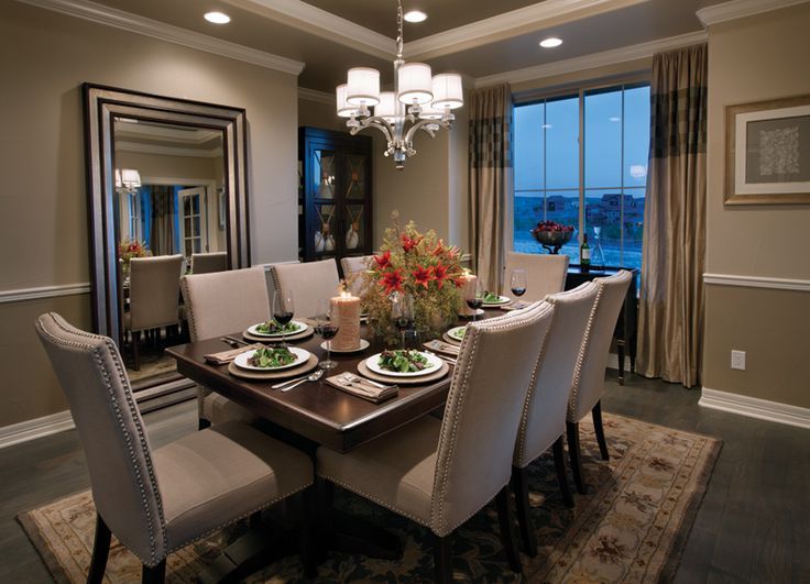 Dining Room – Table
